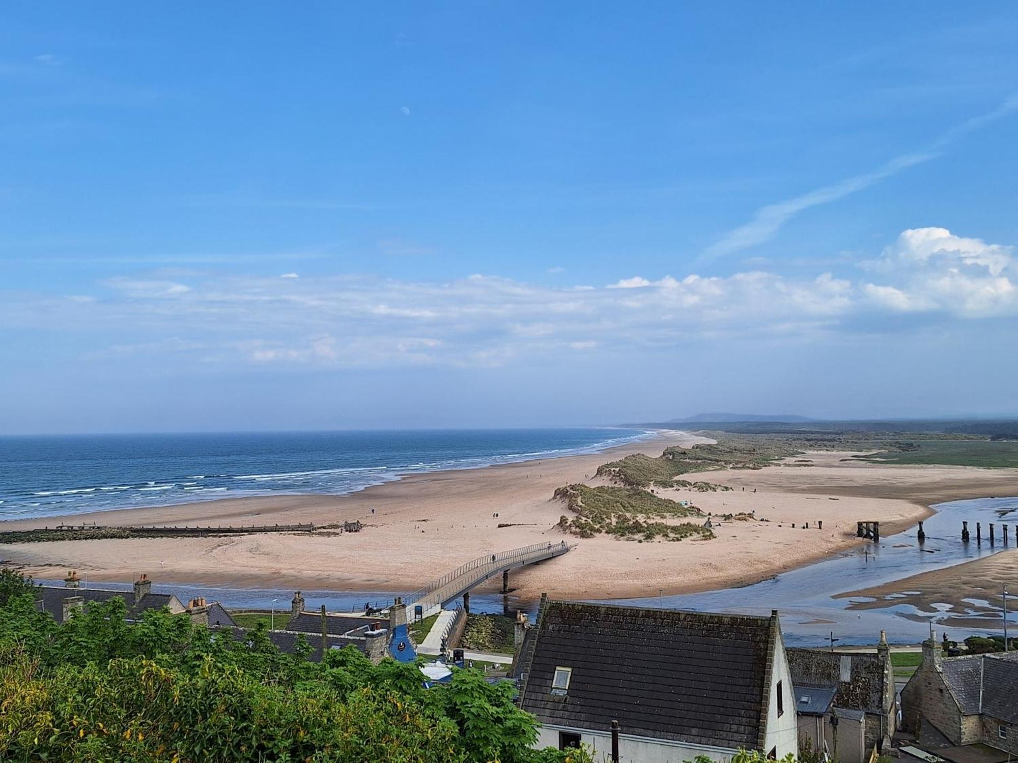 1 Fulmar Road**Next To West Beach And Golf Course Lossiemouth Exterior photo